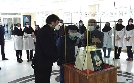 تندیس یادمان دست سردار دلها در مرکز آموزشی، پژوهشی و درمانی قائم(عج) رونمایی شد