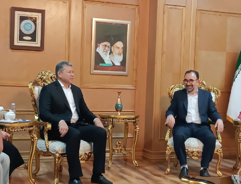 تاکید استانداران خراسان رضوی و اوش قرقیزستان بر گسترش همکاریهای اقتصادی