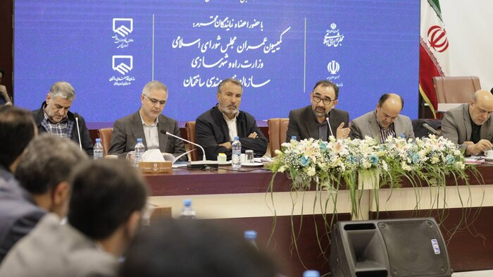 حضور ۵۰ میلیون زائر در مشهد هدف‌گذاری شده است
