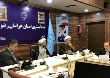 صنعت بیمه برای خدمت بیشتر و بهتر به مردم در کنار دستگاه قضایی است