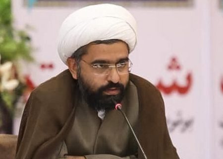 اهدای نشان مشهد الرضا(ع) الگویی برای سایر شهرها