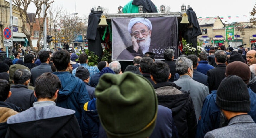 پیکر مرحوم آیت‌الله امامی کاشانی در دارالزهد حرم مطهر رضوی آرام گرفت