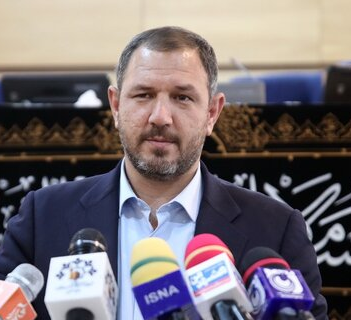 برخی مدیران و مسئولان، شوراهای شهر و روستاها را رقیب خود ندانند