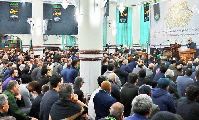 حاکمیت کنونی افغانستان زمینه بازگشت مهاجران از ایران را فراهم کند