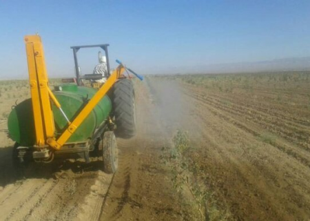 سم‌پاشی‌هایی که بلای جان آب شرب بردسکن شده‌اند