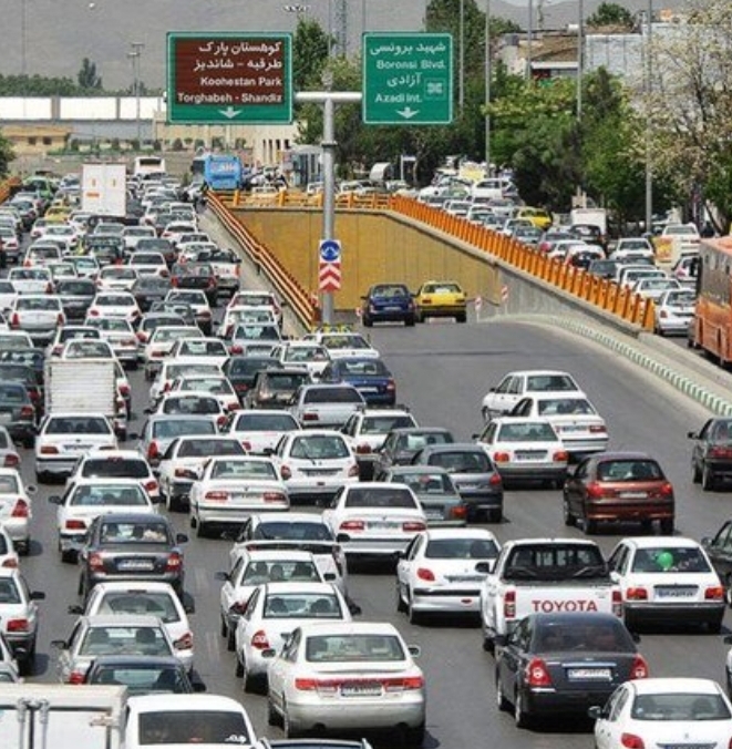 جاده مشهد_ شاندیز دیگر پاسخگوی حجم ترافیک نیست