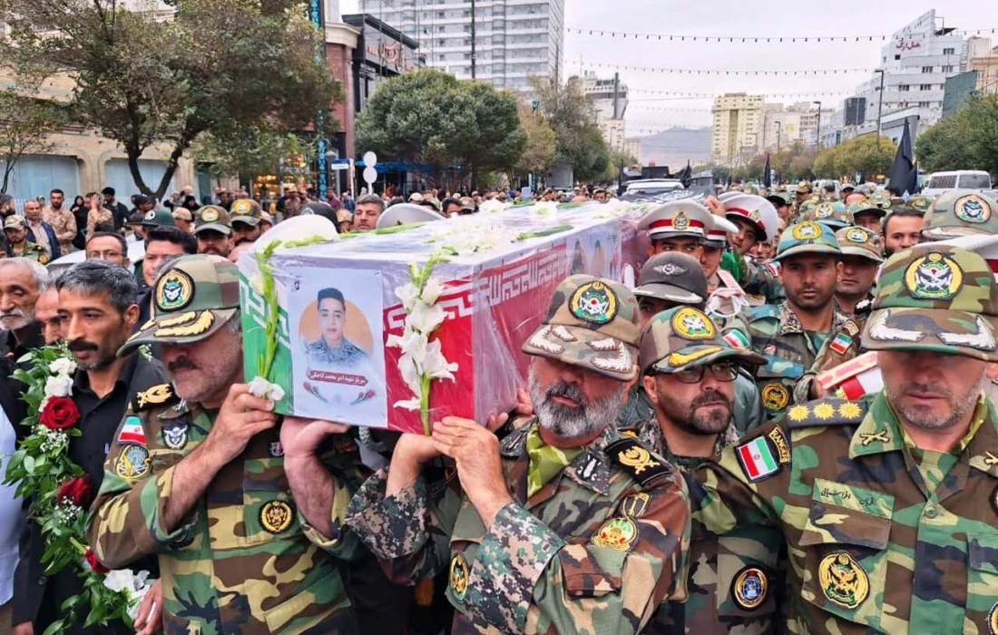 پیکر یک سرباز شهید ارتش در مشهد تشییع شد پیکر یک سرباز شهید ارتش در مشهد تشییع شد