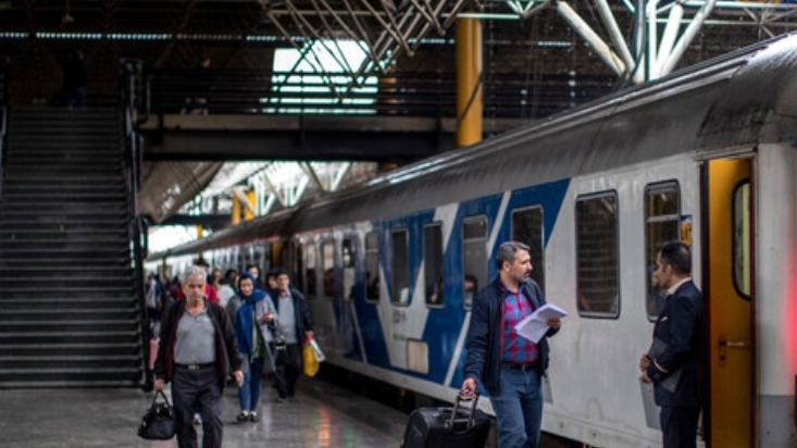 دستورالعمل جدید راه‌آهن کشور از بیکاری ۲۰۰۰ اپراتور قطار جلوگیری کرد