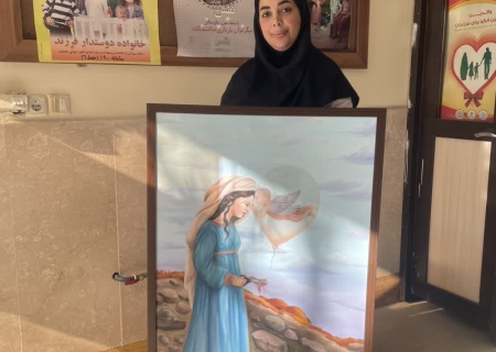 همواره و در دو عرصه هنر و مامایی در راستای ارتقاء آگاهی عمومی در زمینه فرزندآوری و سلامت مادر و کودک تلاش کرده‌ام