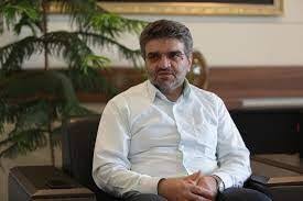 یکی از میادینی که پرچم جمهوری اسلامی را بالا می‌برد، ورزش است