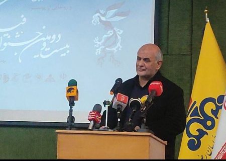 اکران ۳۲ فیلم‌ جشنواره فجر در مشهد