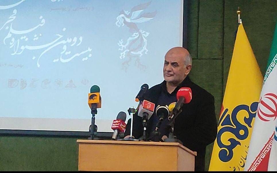 اکران ۳۲ فیلم‌ جشنواره فجر در مشهد