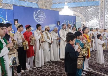 آیین سنتی «هل هلالک یا رمضان» در حرم مطهر رضوی برگزار شد