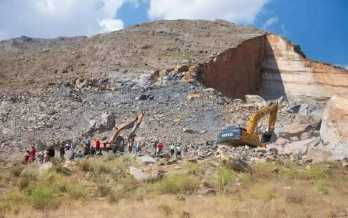 ریزش سنگ در یکی از معادن بجستان یک کشته بر جای گذاشت