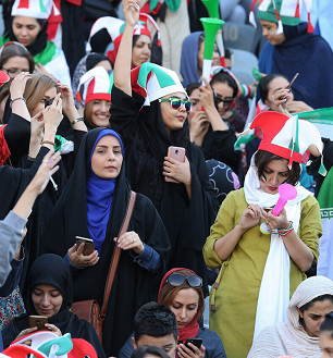 حضور بانوان در ورزشگاه امام رضا(ع) مشهد از الزامات دیدار با کره شمالی است