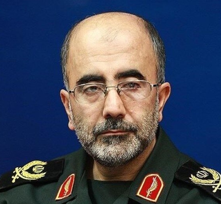 انتقال پیام شهدا حیاتی است
