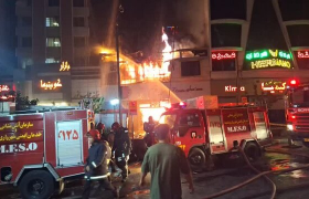 آتش‌سوزی گسترده در پاساژ تجاری خیابان ۱۷ شهریور مشهد مهار شد