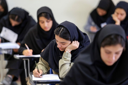 درخشش دانش‌آموزان خراسان رضوی در کنکور ۱۴۰۴ با کسب ۷ رتبه تک رقمی