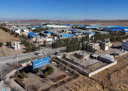 سرمایه در گردش و دسترسی به تسهیلات نیاز اساسی تولیدکنندگان قطب‌ صنعتی خراسان رضوی