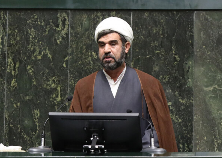 تمرکزگرایی مانع توسعه استان‌هاست