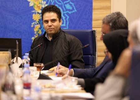 نخبه باید در جامعه اثرگذار باشد