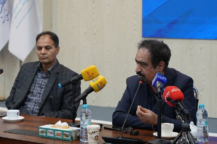 بدهی سازمان‌های بیمه‌گر علت تاخیر در پرداخت کارانه پرستاران دانشگاه علوم پزشکی مشهد است