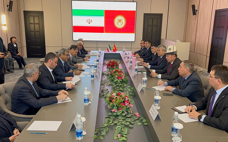 تفاهم‌نامه همکاری اقتصادی بین قرقیزستان و خراسان رضوی امضا شد