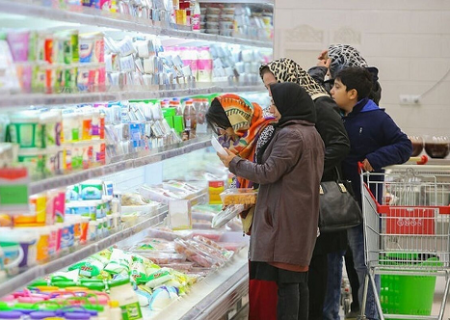 فرماندار مشهد از برخورد قاطع با فروشگاه‌های زنجیره‌ای متخلف در زمینه کالابرگ خبر داد