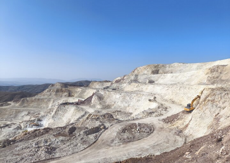 برای تحقق اقتصاد مبتنی بر معدن، باید سیاست‌های تسهیلگر در پیش گرفت