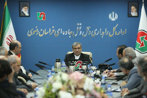 این استان مرکز خدمات حمل و نقلی شرق تا غرب است