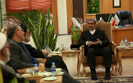 به جد پیگیر احیای کوهستان پارک شادی در مشهد هستیم