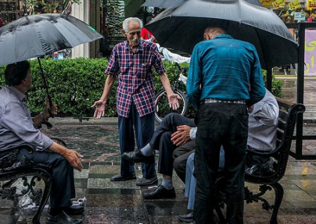 ایران در آستانه ورود به سونامی سالمندی است