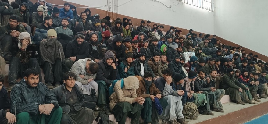 ۳۰۰تبعه غیرمجاز افغان گرفتار در باران و برف شمال شرق کشور نجات یافتند