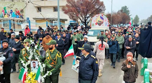 پیکر شهید حملات آمریکا در قوچان تشییع و خاکسپاری شد