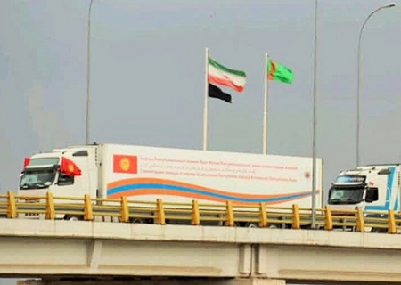 کاروان همدلی کشور قرقیزستان وارد سرخس خراسان رضوی شد