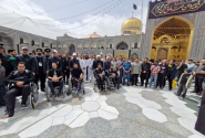 بازماندگان ناو شکن دنا به حرم مطهر رضوی مشرف شدند